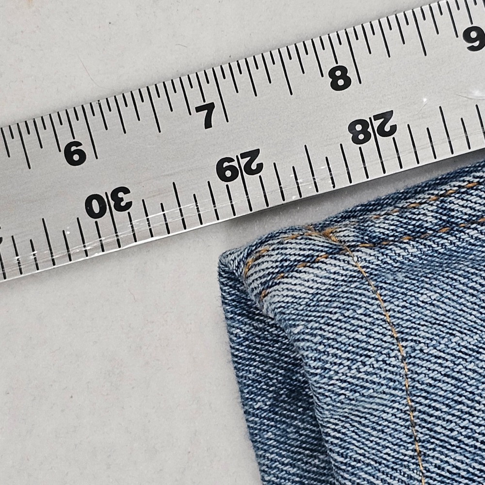 Aeropostale Mens Relaxed Fit Light Wash Denim Jeans 38x32 Blue 100% Cotton - Picture 8 of 10
